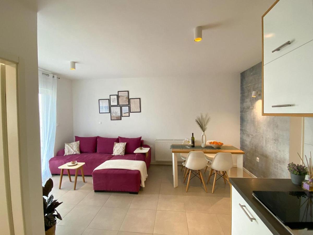 Portview Apartment Rijeka Exterior photo