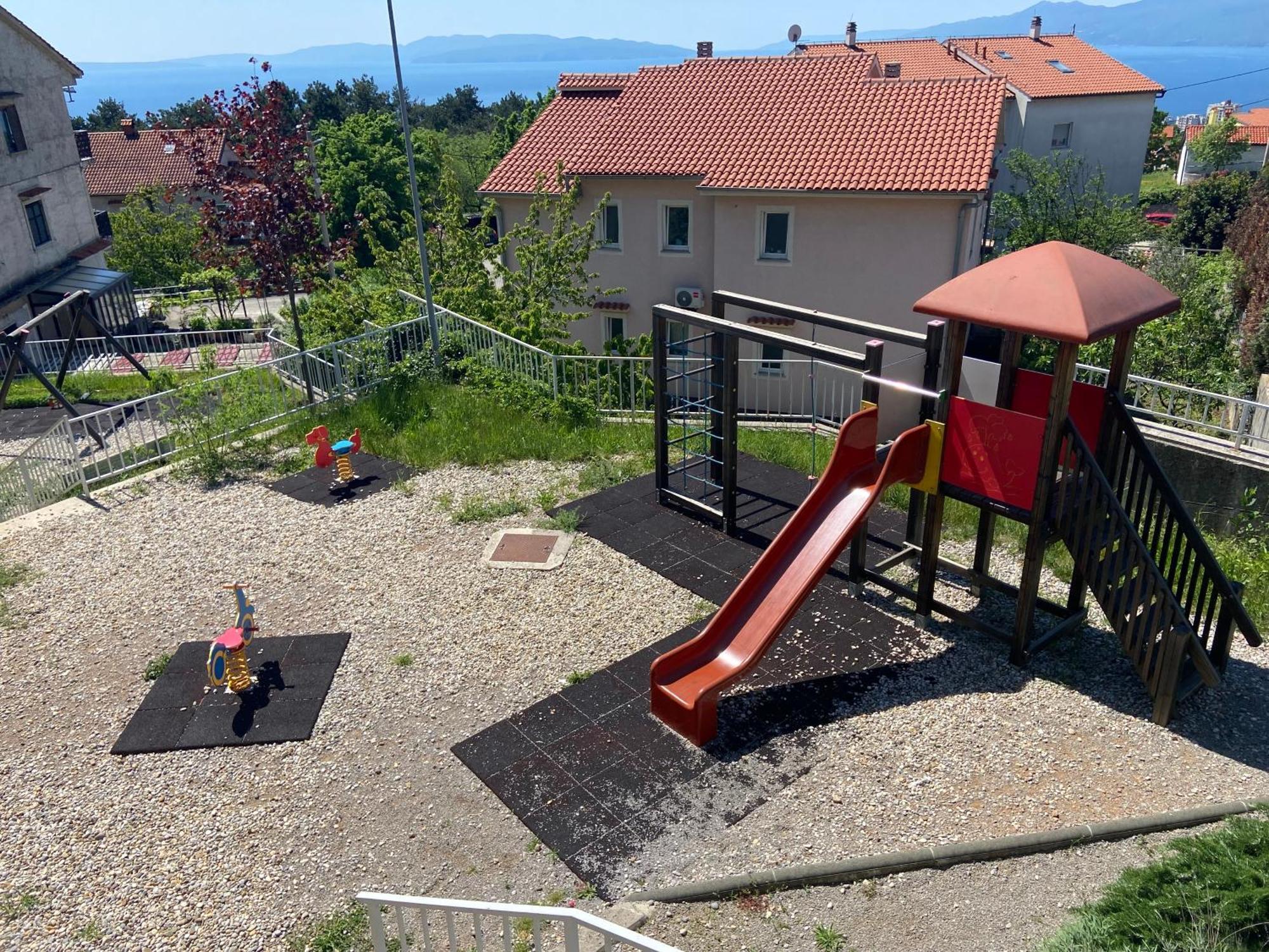 Portview Apartment Rijeka Exterior photo